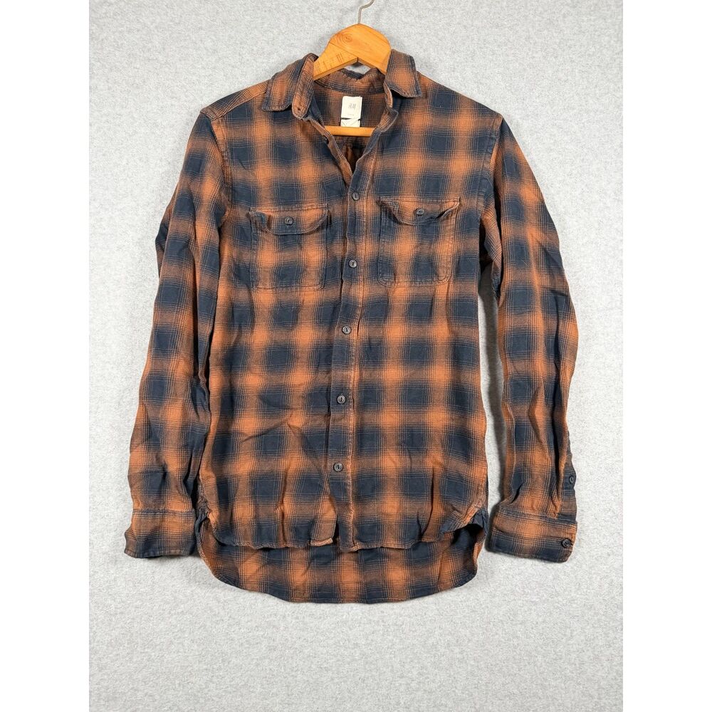 H&M LOGG Women's XS Plaid Flannel Shirt Snoopy Halloween Pumpkin Patch 0698